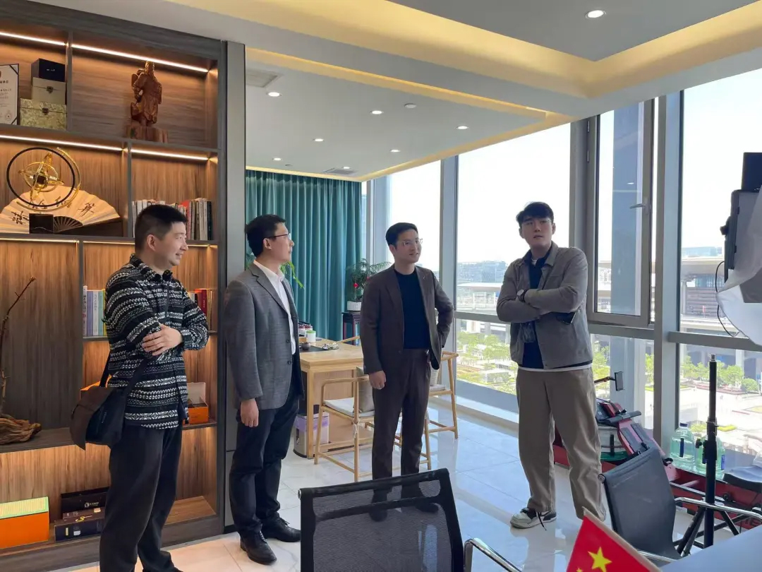 3fb2f3fb0828dc8a.jpg 3fb2f3fb0828dc8a.jpg