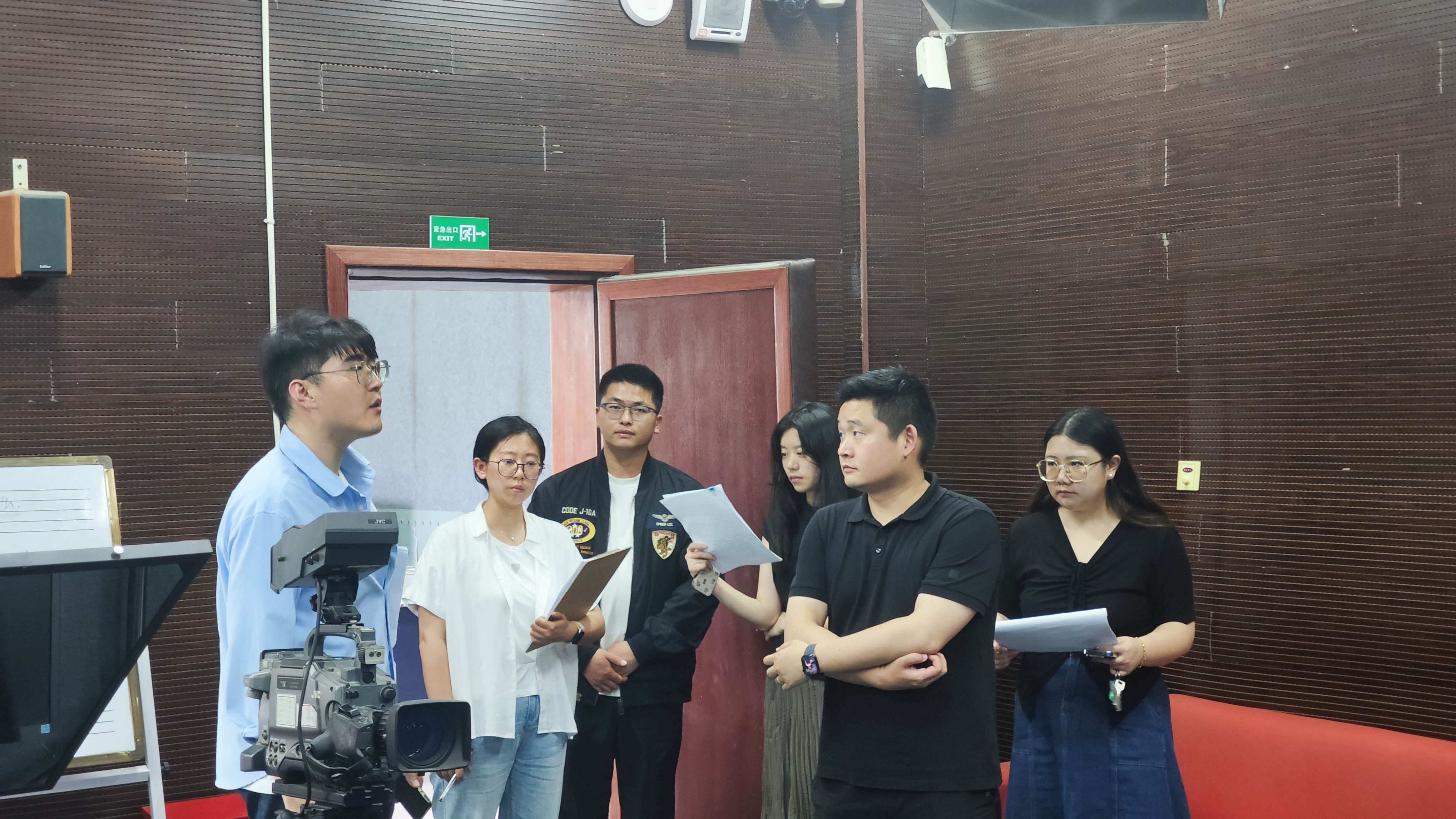 78b40d61279b9527.jpg 78b40d61279b9527.jpg