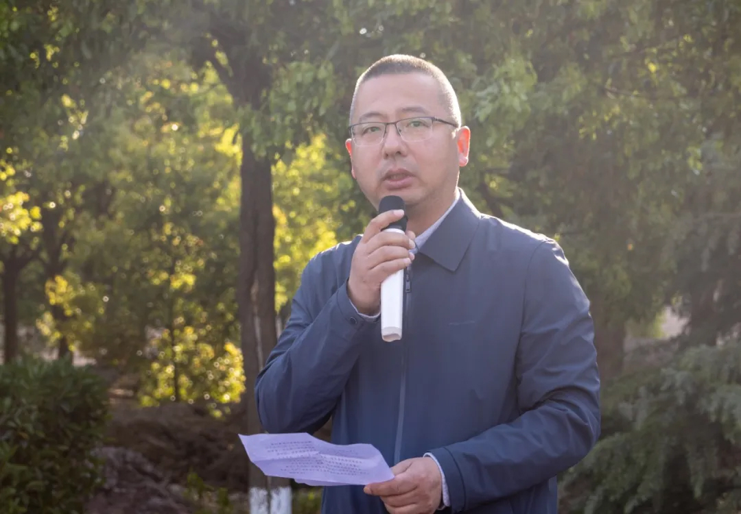 f9de9943b718af8 (1).jpg f9de9943b718af8 (1).jpg