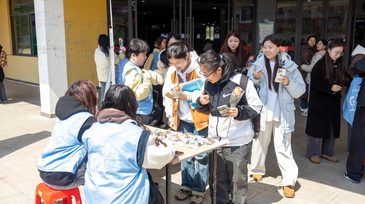 7fe19b885769617b.jpg 7fe19b885769617b.jpg