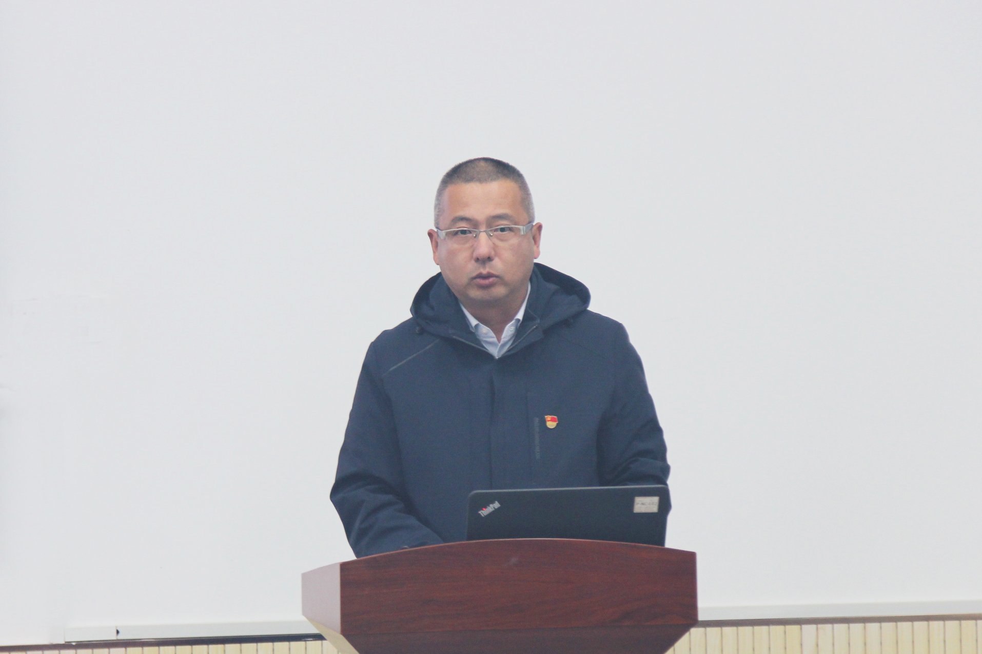 ca353ac7e8099e7b.jpg ca353ac7e8099e7b.jpg